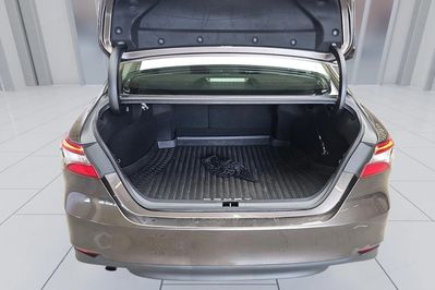 Toyota Camry 2.5 Hybrid Comfort Cvt