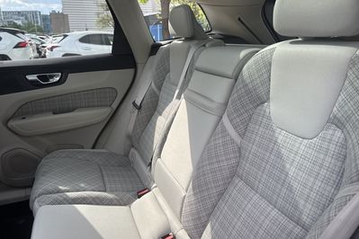 Volvo XC60 T6 Plug-In Hybrid AWD Core