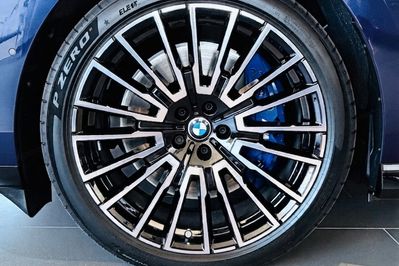 BMW Seria 7 740 xDrive M Sport