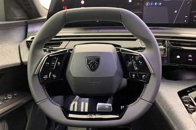 Peugeot 3008 GT 1.2 mHEV e-DCS6