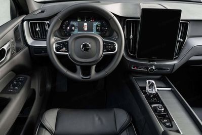 Volvo XC60 B5 AWD Ultra Black Edition