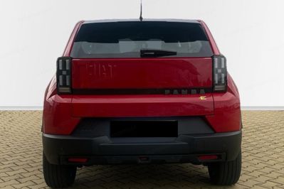 Fiat Grande Panda 44 kWh (Red)