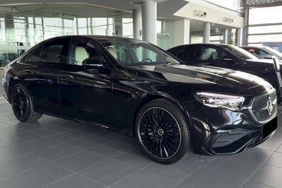 Mercedes E Klasa 200 4-Matic AMG