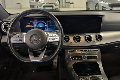 Mercedes Klasa E 220 d 4-Matic 9G-TRONIC