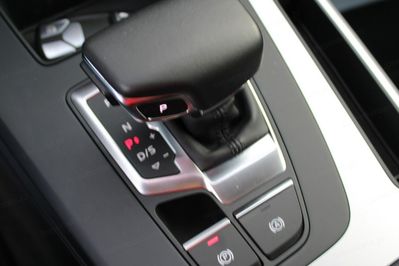 Audi Q5 40 TDI mHEV quattro Advanced S tronic