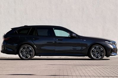 BMW Seria 5 Touring 540d xDrive M Sport