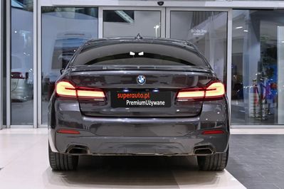 BMW Seria 5 540i xDrive mHEV aut