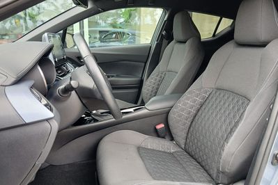 Toyota C-HR 1.8 Hybrid Style