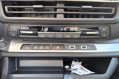 Peugeot Traveller Long L2H1 Business EAT8