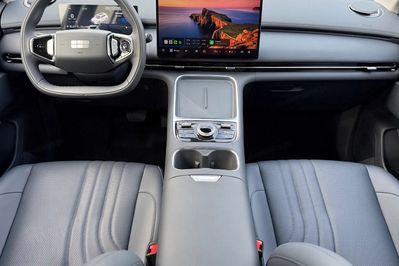 Geely Starray EM-i 1.5 PHEV Pro