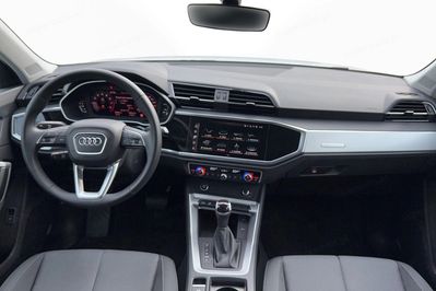 Audi Q3 35 TFSI mHEV S tronic
