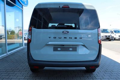 Ford Tourneo Courier Active A7