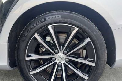 Volvo V60 T6 AWD Plug-In Hybrid Plus Dark aut