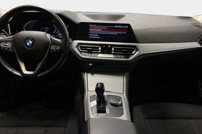 BMW Seria 3 320d xDrive