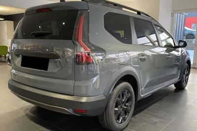 Dacia Jogger Extreme 7-miejsc 1.8 Full Hybrid