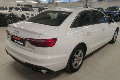 Audi A4 35 TFSI mHEV S tronic