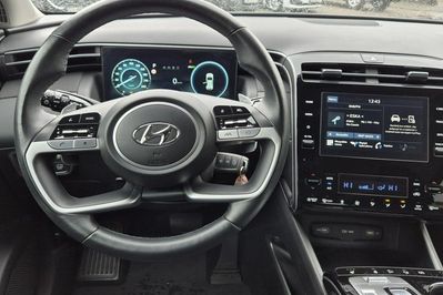 Hyundai Tucson 1.6 T-GDi Smart + LED HEV