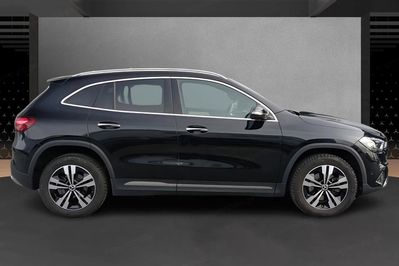 Mercedes GLA 200 Progressive