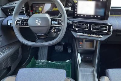 Renault 5 Urban Range Techno