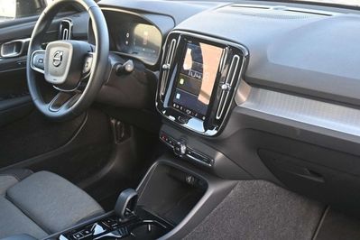 Volvo XC40 B3 Plus Dark