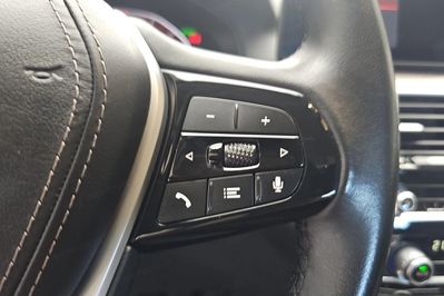 BMW Seria 5 Touring 520d xDrive Luxury Line