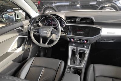 Audi Q3 35 TFSI mHEV S tronic
