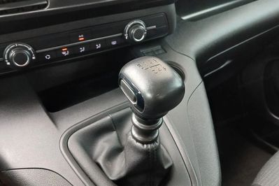 Toyota Proace City Verso 1.5 D-4D Business