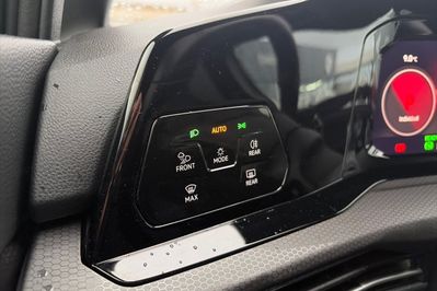 Volkswagen Golf GTE 1.4 eHybrid DCT