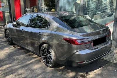 Toyota Camry Executive 2.5 Hybrid Dynamic Force