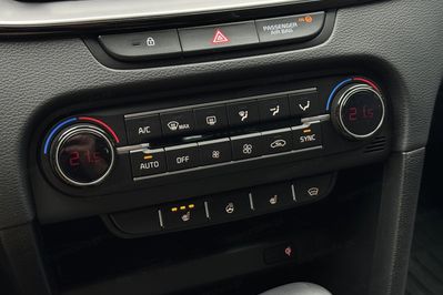 Kia XCeed 1.5 T-GDI Business Line DCT