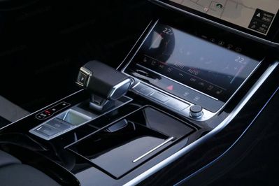 Audi A8 L 60 TFSI e quattro