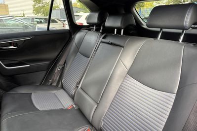 Toyota RAV4 Selection 2.5 Hybrid