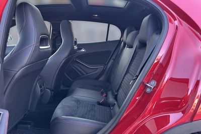 Mercedes GLA 200 7G-DCT