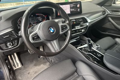 BMW Seria 5 520d xDrive M Sport