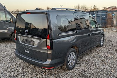 Ford Tourneo Connect Grand L2H1 Titanium A7 