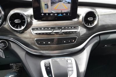 Mercedes V Klasa 300 d Lang 4MATIC 9G-Tronic