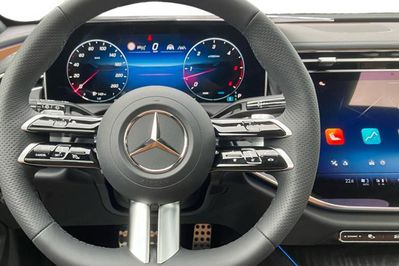 Mercedes Klasa E 220 d 4-Matic AMG