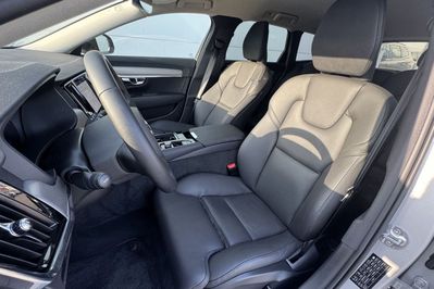 Volvo V90 T6 AWD Plug-In Hybrid Plus Dark aut