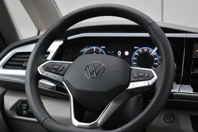 Volkswagen Multivan L2H1 Family DSG