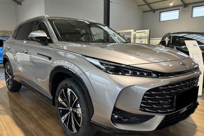 MG HS Exclusive aut 1.5T HEV+