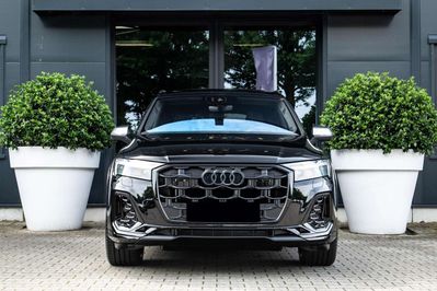 Audi Q7 SQ7 TFSI quattro