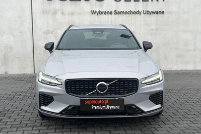 Volvo V60 T6 AWD Plug-In Hybrid Plus Dark