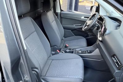 Ford Transit Connect L2 Limited PHEV A6