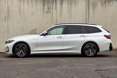 BMW Seria 3 Touring 330d xDrive M Sport