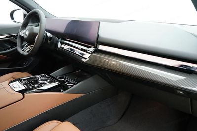 BMW Seria 5 Touring 520d xDrive M Sport