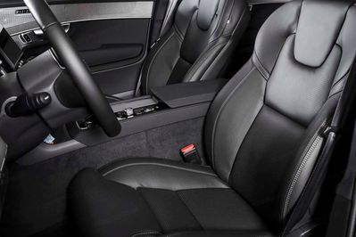 Volvo XC90 B5 B AWD Ultra Black Edition 7os