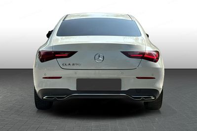 Mercedes CLA 200