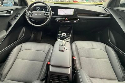 Kia Niro 1.6 Gdi Plug-In Hybrid Business Line