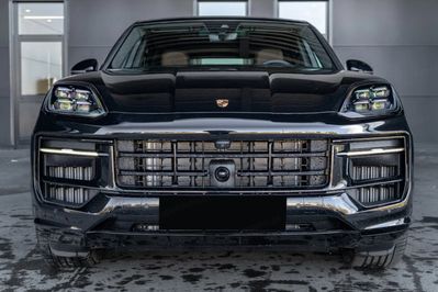 Porsche Cayenne E-Hybrid Black Edition