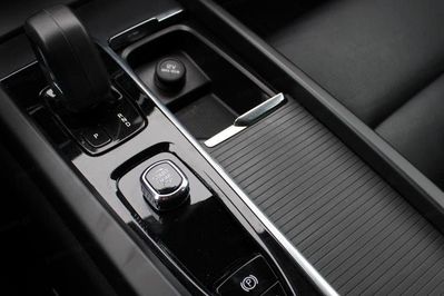 Volvo V60 B4 D Momentum Pro